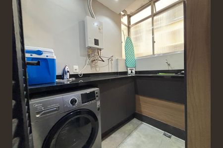 Apartamento à venda com 100m², 3 quartos e 1 vagaÁrea de serviço - suíte