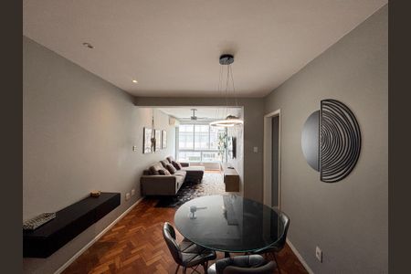 Sala de apartamento à venda com 3 quartos, 100m² em Copacabana, Rio de Janeiro