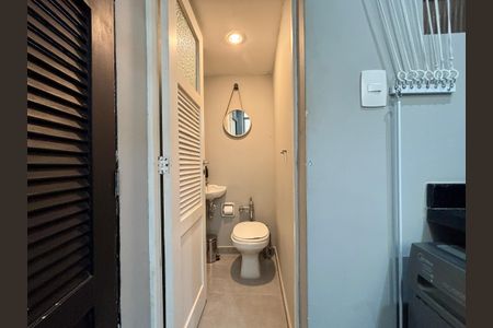 Apartamento à venda com 100m², 3 quartos e 1 vagaÁrea de serviço - suíte