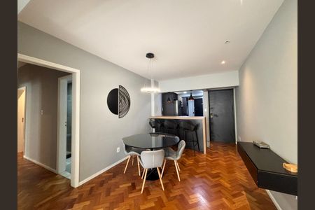 Apartamento à venda com 100m², 3 quartos e 1 vagaSala
