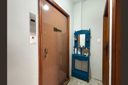 Sala - hall de entrada social externo de apartamento à venda com 3 quartos, 100m² em Copacabana, Rio de Janeiro