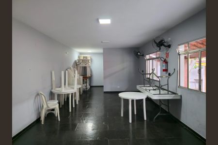 Casa à venda com 110m², 3 quartos e 2 vagasÁrea comum - Salão de festas