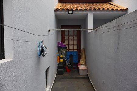 Casa à venda com 110m², 3 quartos e 2 vagasQuintal 