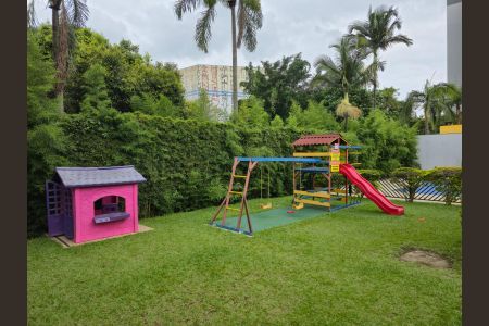 Casa à venda com 110m², 3 quartos e 2 vagasÁrea comum - PlaygroundÁrea comum - Playground