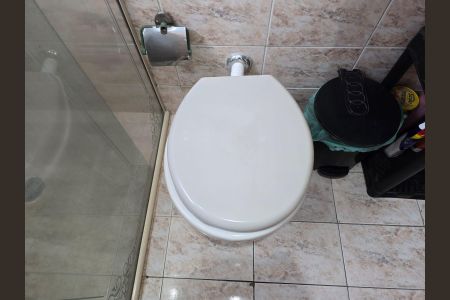 Casa à venda com 110m², 3 quartos e 2 vagasBanheiro da Suíte