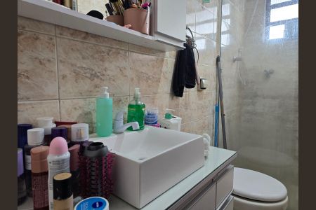 Casa à venda com 110m², 3 quartos e 2 vagasBanheiro Social