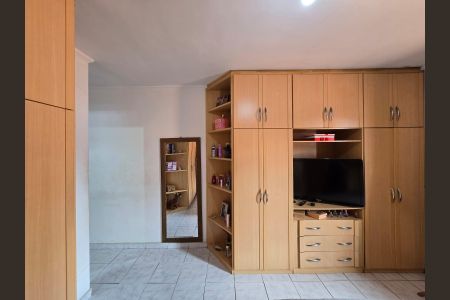 Casa à venda com 110m², 3 quartos e 2 vagasSuíte