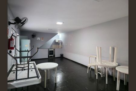 Casa à venda com 110m², 3 quartos e 2 vagasÁrea comum - Salão de festas