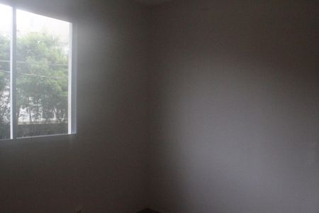 Quarto 2 de apartamento para alugar com 2 quartos, 45m² em Taquara, Rio de Janeiro