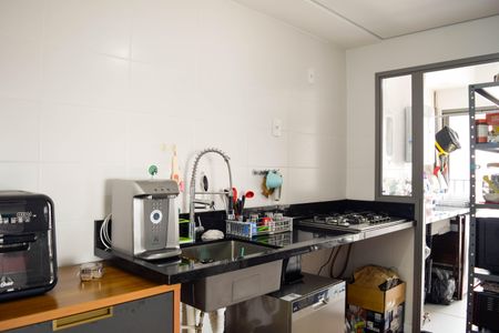 Cozinha de apartamento para alugar com 3 quartos, 79m² em Chácara Seis de Outubro, São Paulo