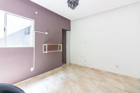 Comodo  de casa para alugar com 1 quarto, 35m² em Recanto das Rosas, Osasco