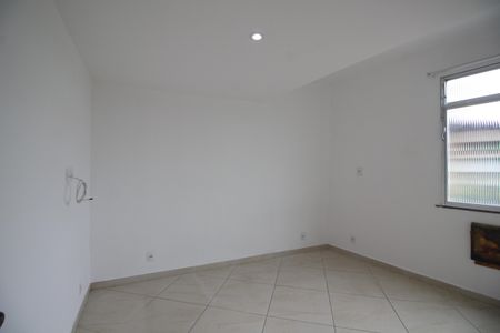 Quarto de casa à venda com 1 quarto, 64m² em Taquara, Rio de Janeiro