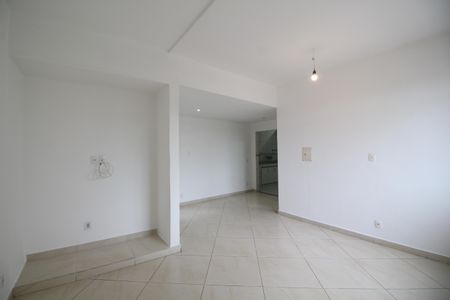 Sala de casa à venda com 1 quarto, 64m² em Taquara, Rio de Janeiro