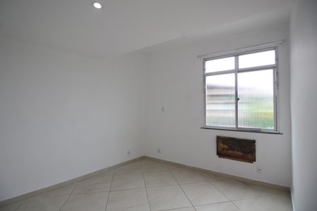 Quarto de casa à venda com 1 quarto, 64m² em Taquara, Rio de Janeiro