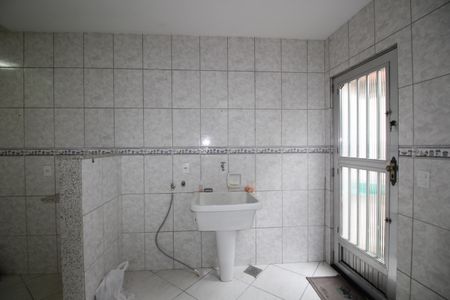 Casa à venda com 64m², 1 quarto e 1 vagaÁrea de Serviço