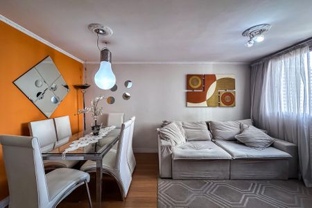 Apartamento à venda com 63m², 2 quartos e 1 vagaSala