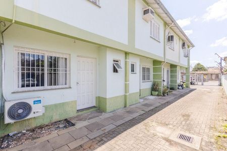 Casa de condomínio para alugar com 58m², 2 quartos e 1 vagaFachada 