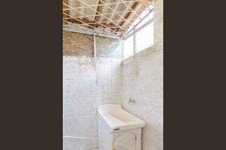 Casa de condomínio para alugar com 58m², 2 quartos e 1 vagaÁrea de Serviço 