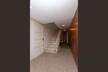 Casa à venda com 272m², 4 quartos e 3 vagas Casa à venda com 272m², 4 quartos e 3 vagasÁrea Comum