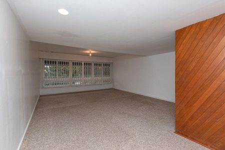 Sala  de casa à venda com 4 quartos, 272m² em Rio Branco, Porto Alegre