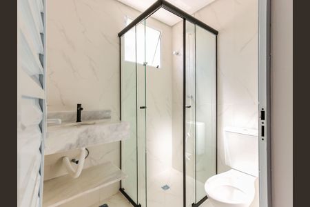 Banheiro de kitnet/studio para alugar com 1 quarto, 15m² em Jaguaré, São Paulo