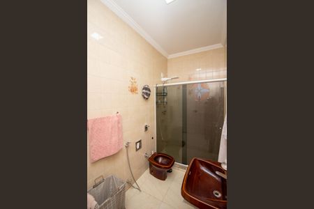 Casa à venda com 360m², 3 quartos e 2 vagasBanheiro da Suíte