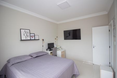 Casa à venda com 360m², 3 quartos e 2 vagasQuarto 1