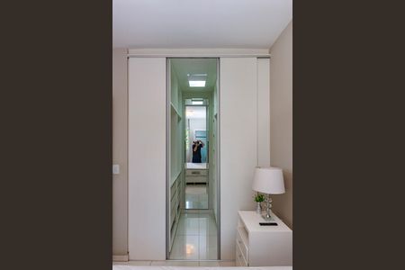 Apartamento para alugar com 90m², 3 quartos e 2 vagas Apartamento para alugar com 90m², 3 quartos e 2 vagasCloset da suíte