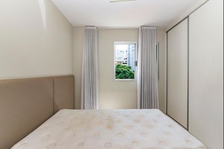 Apartamento para alugar com 90m², 3 quartos e 2 vagas Apartamento para alugar com 90m², 3 quartos e 2 vagasQuarto 2