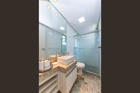 Apartamento para alugar com 90m², 3 quartos e 2 vagas Apartamento para alugar com 90m², 3 quartos e 2 vagasBanheiro da Suíte