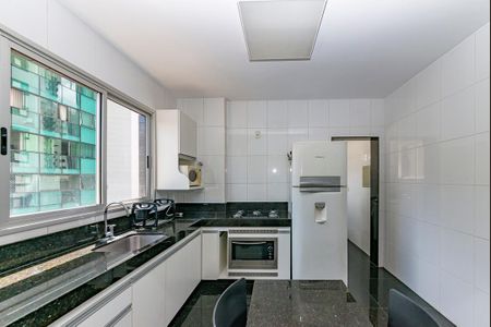 Apartamento para alugar com 90m², 3 quartos e 2 vagas Apartamento para alugar com 90m², 3 quartos e 2 vagasCozinha