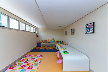 Apartamento para alugar com 90m², 3 quartos e 2 vagas