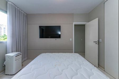 Apartamento para alugar com 90m², 3 quartos e 2 vagas Apartamento para alugar com 90m², 3 quartos e 2 vagasSuíte