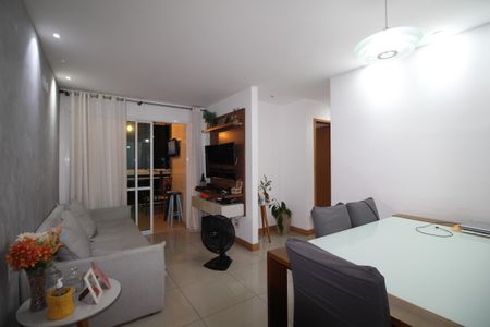 Sala de apartamento para alugar com 3 quartos, 79m² em Barra Olímpica, Rio de Janeiro