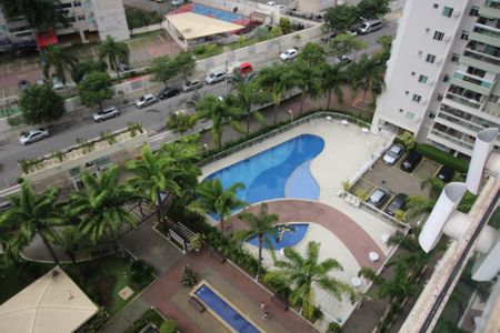 Apartamento à venda com 79m², 3 quartos e 2 vagasPiscina