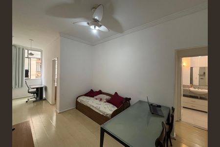 Sala de apartamento para alugar com 2 quartos, 85m² em Copacabana, Rio de Janeiro