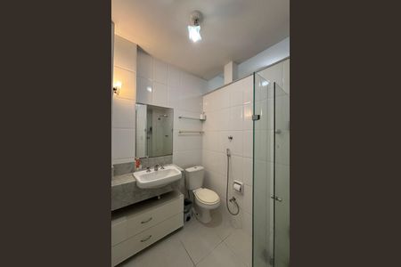 Apartamento para alugar com 85m², 2 quartos e sem vaga Apartamento para alugar com 85m², 2 quartos e sem vagaBanheiro social