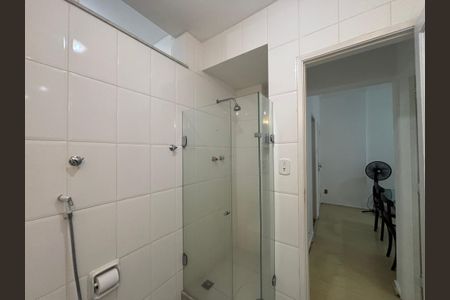 Apartamento para alugar com 85m², 2 quartos e sem vaga Apartamento para alugar com 85m², 2 quartos e sem vagaBanheiro social