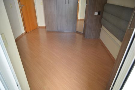 Apartamento à venda com 76m², 2 quartos e 1 vagaQuarto Suíte