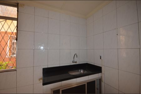 Casa de condomínio para alugar com 42m², 2 quartos e sem vagaCozinha e Área de Serviço