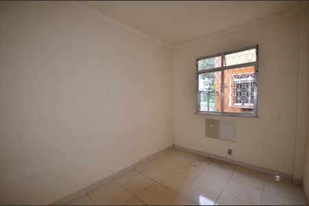 Quarto 1 de casa de condomínio para alugar com 2 quartos, 42m² em Guadalupe, Rio de Janeiro