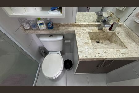 Apartamento à venda com 70m², 3 quartos e 1 vagaBanheiro da Suíte