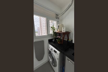 Apartamento à venda com 70m², 3 quartos e 1 vagaÁrea de Serviço