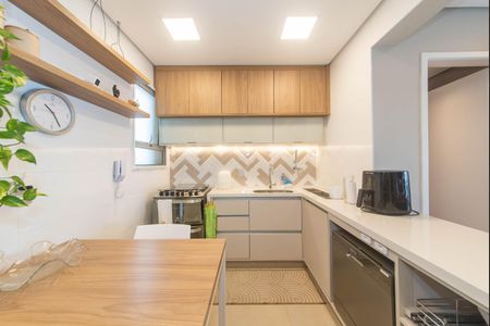 Apartamento à venda com 103m², 3 quartos e 2 vagasCozinha