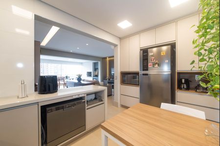 Apartamento à venda com 103m², 3 quartos e 2 vagasCozinha