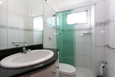 Apartamento para alugar com 65m², 2 quartos e 1 vagaBanheiro