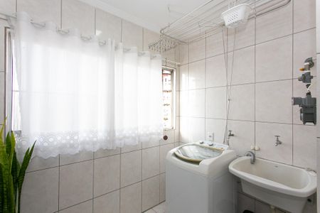 Apartamento para alugar com 65m², 2 quartos e 1 vagaÁrea de Serviço