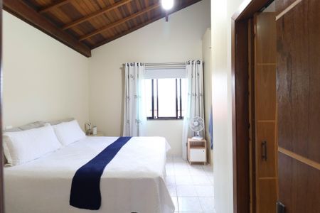 Casa de condomínio para alugar com 116m², 3 quartos e 2 vagas