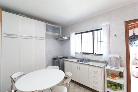 Casa de condomínio para alugar com 116m², 3 quartos e 2 vagas