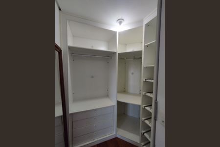 Apartamento para alugar com 124m², 3 quartos e 3 vagasCloset 